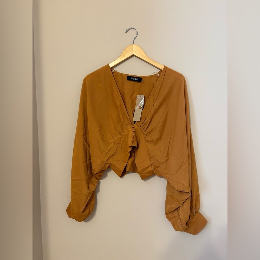 Do+Be Women's V-Neck Blouse S NWTs - Picture 3 of 11